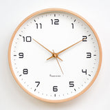 WoodCraft – Minimalistische Wanduhr