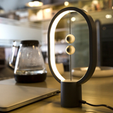 BrightHold – LED Tischlampe