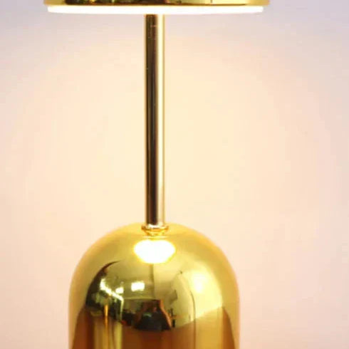 GlowLuxe - Tragbare Tischlampe