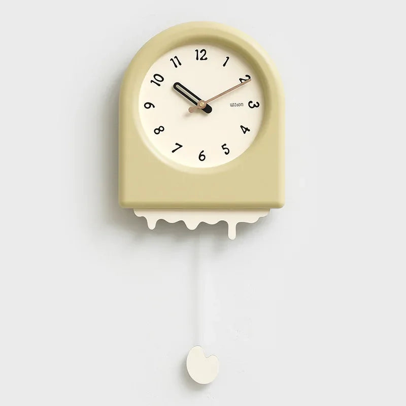 CremePendulum - Wanduhr