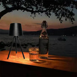 AdaptLight – Verstellbare Tischlampe