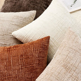 Bamura – Chenille Dekokissen mit Bambusstruktur in Einfarbigem Design