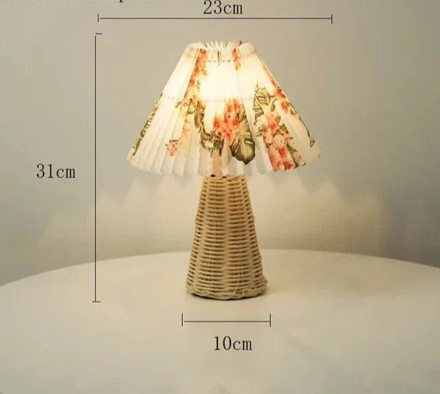 VintageGlow - Rattan Tischlampe