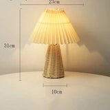 VintageGlow - Rattan Tischlampe