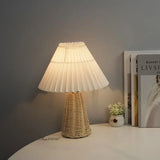 VintageGlow - Rattan Tischlampe