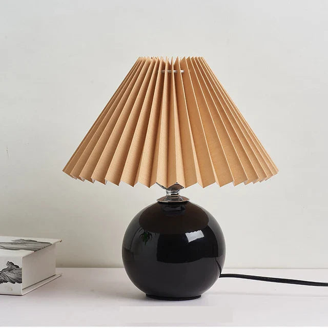 RetroGlow - Vintage Tischlampe