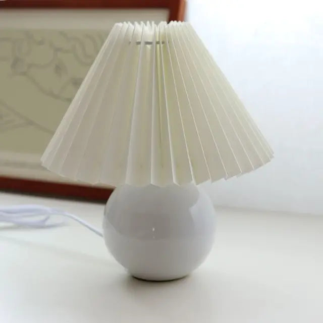 RetroGlow - Vintage Tischlampe