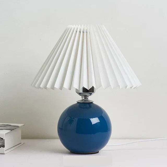 RetroGlow - Vintage Tischlampe