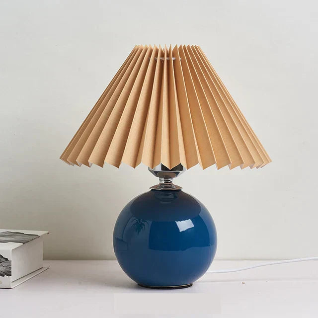 RetroGlow - Vintage Tischlampe