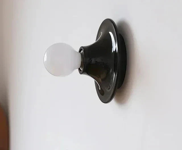 VintageGlow – Retro Wandleuchte