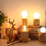 TimberGlow – Retro Holzlampe