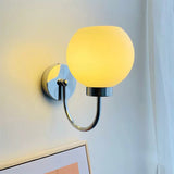 Bauhaus Glow – Glas-Wandleuchte