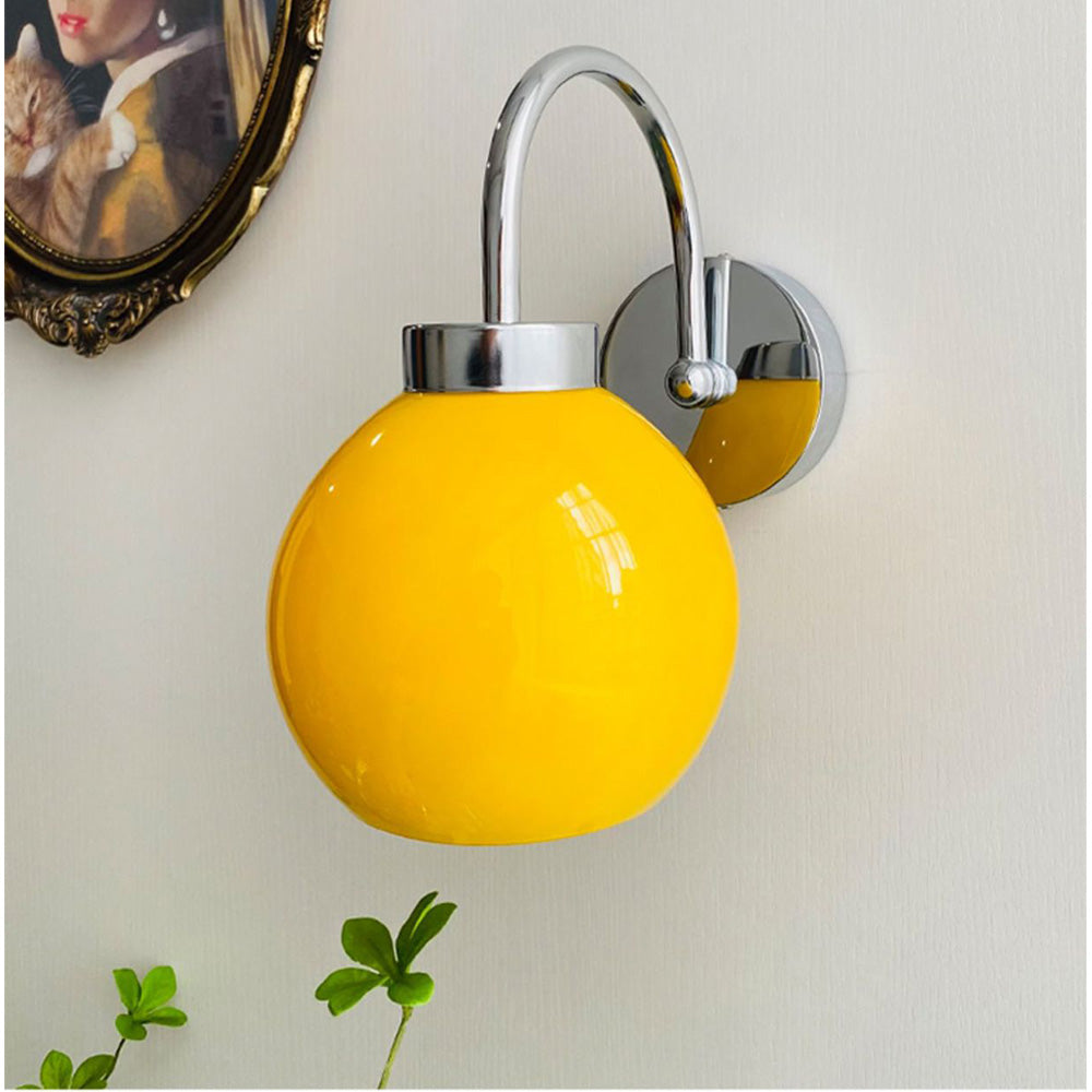 Bauhaus Glow – Glas-Wandleuchte