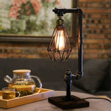 LumiVintage – Industrielle Metall-Tischlampe