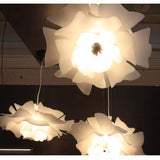 FloraLuxe – Deckenlampe mit Blumenmotiv