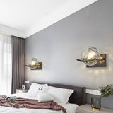 ModernGlow – LED Wandleuchte aus Glas