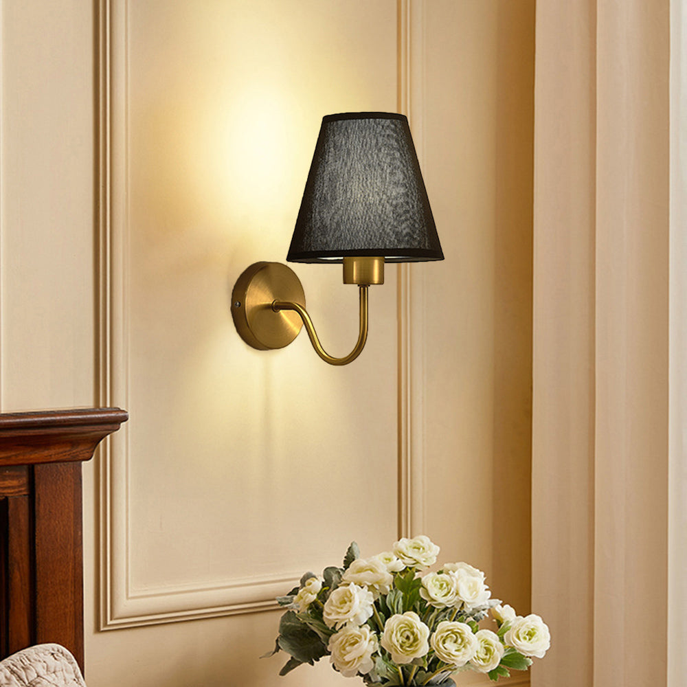 RetroLuxe – Stoff Wandleuchte