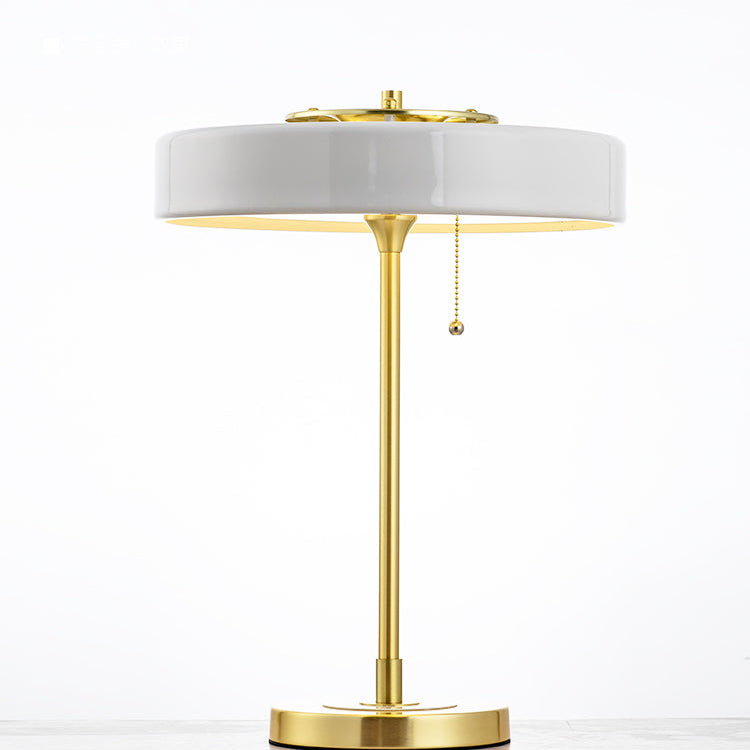 RetroGlow - Vintage Schreibtischlampe