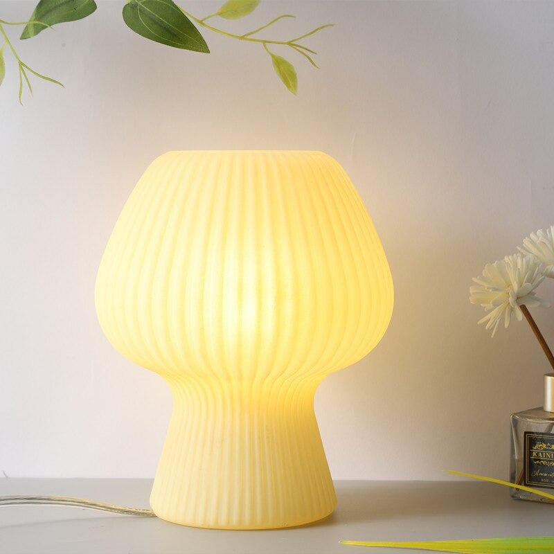 Lillie - Retro Tischlampe