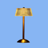PrismGlow – Kabellose Tischlampe