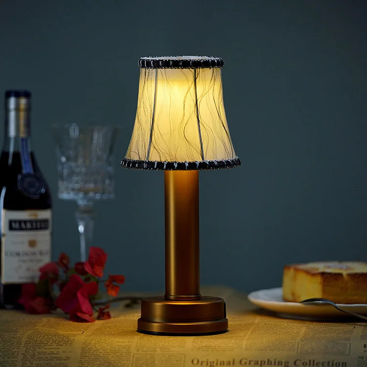 ShineSteel – Messing Tischlampe